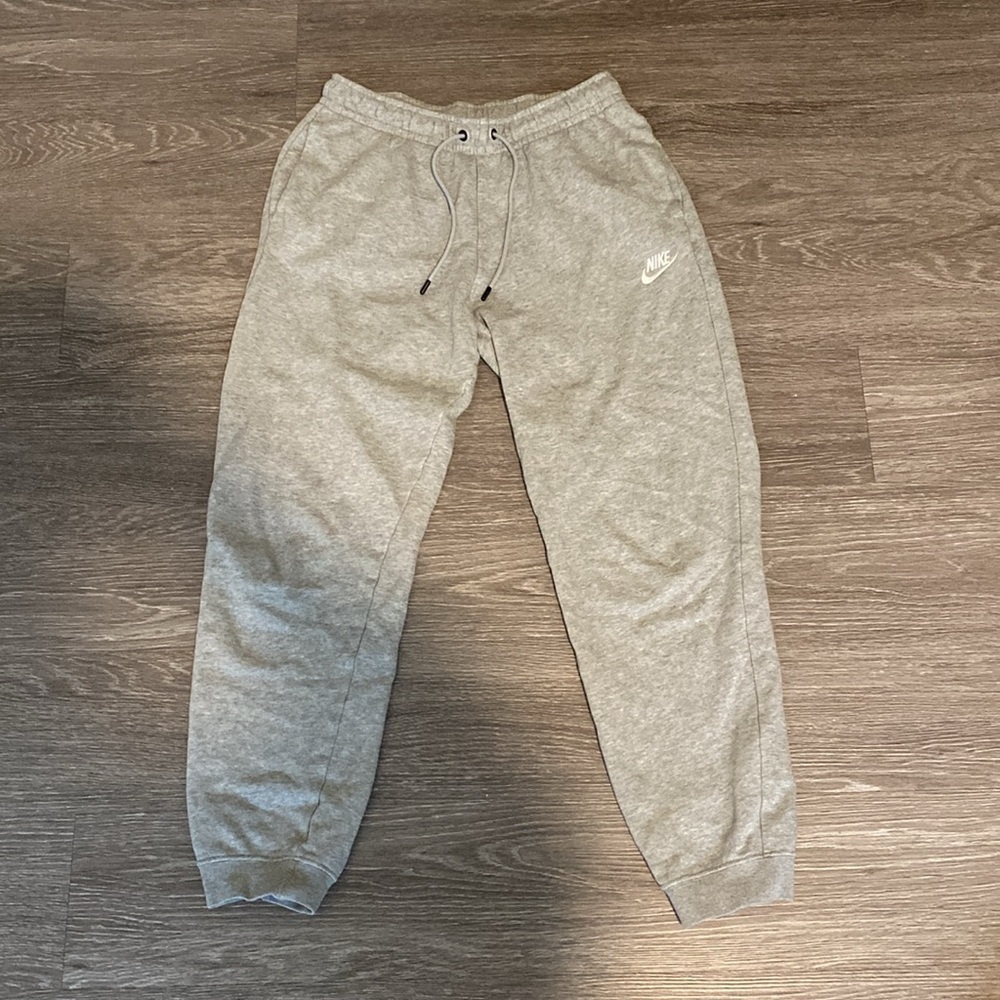 Gray Nike Sweatpants